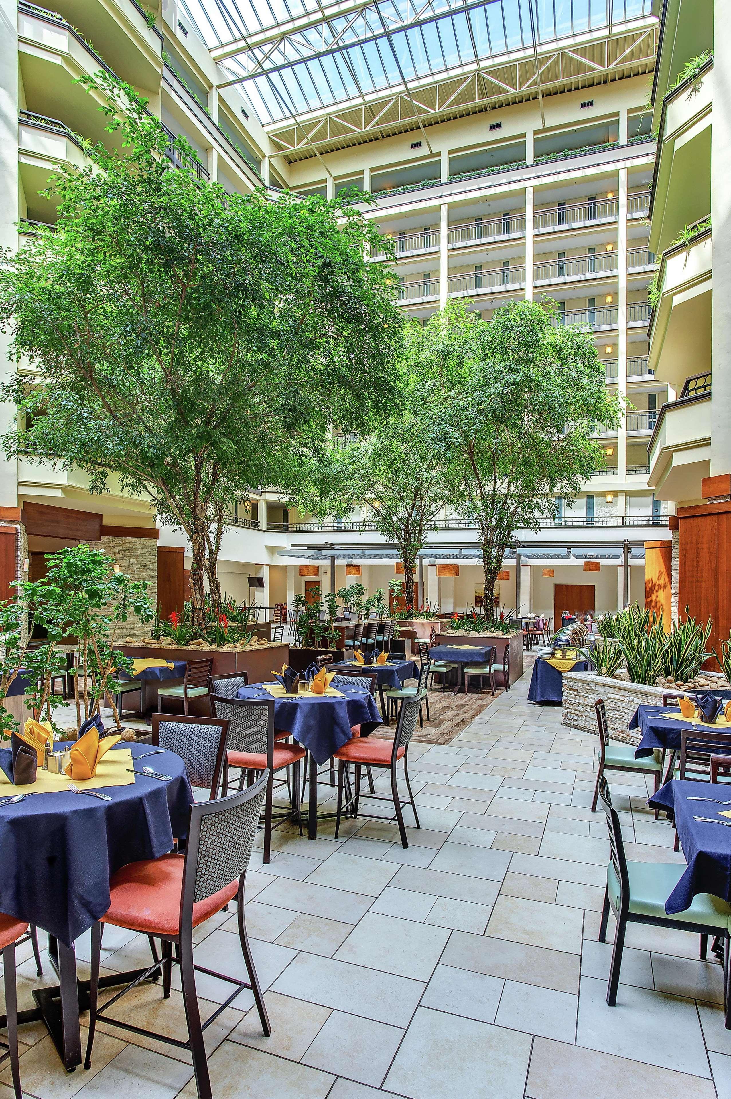 Embassy Suites By Hilton Nashville Airport Εξωτερικό φωτογραφία