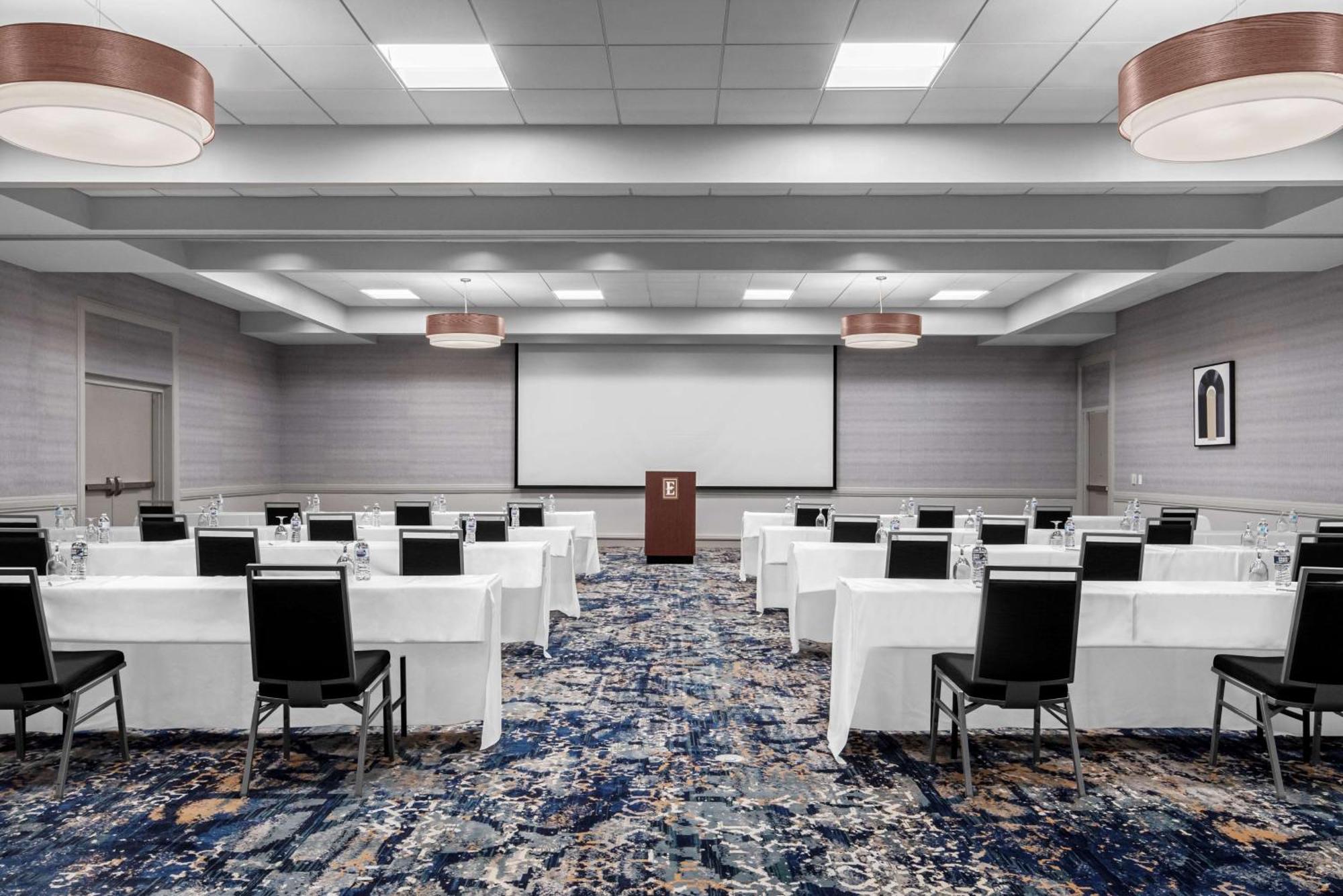 Embassy Suites By Hilton Nashville Airport Εξωτερικό φωτογραφία