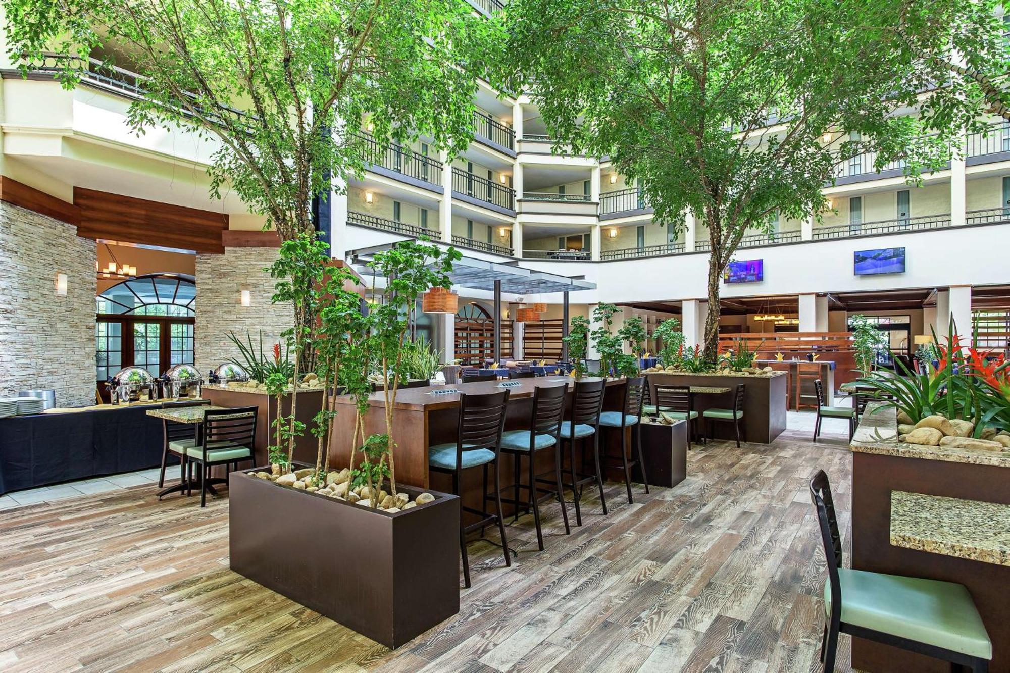 Embassy Suites By Hilton Nashville Airport Εξωτερικό φωτογραφία